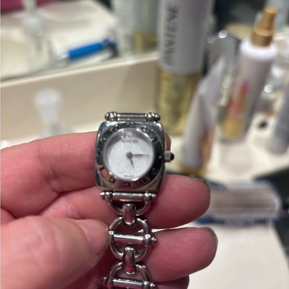Gucci Silver Chain Link Watch - Picture 5 of 5